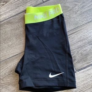 Nike pro black shorts